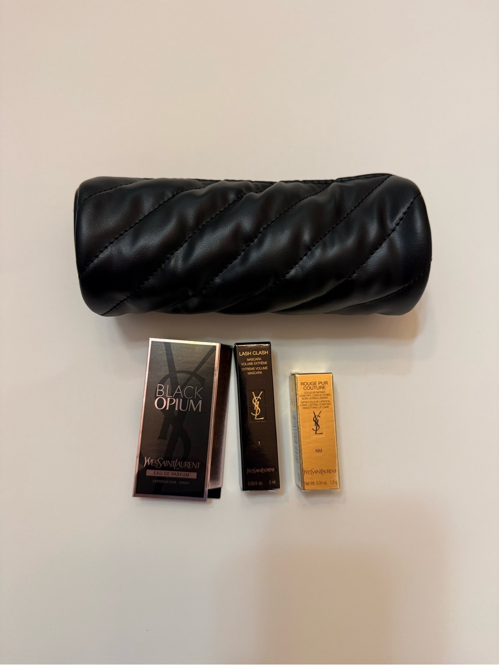 Yves Saint Laurent Black Quilted Zip  makeup brush Case or makeup - Picture 2 of 8